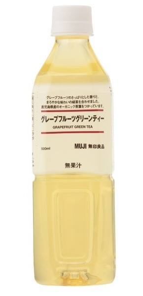 100円のペットボトルのグレープフルーツグリーンティー
