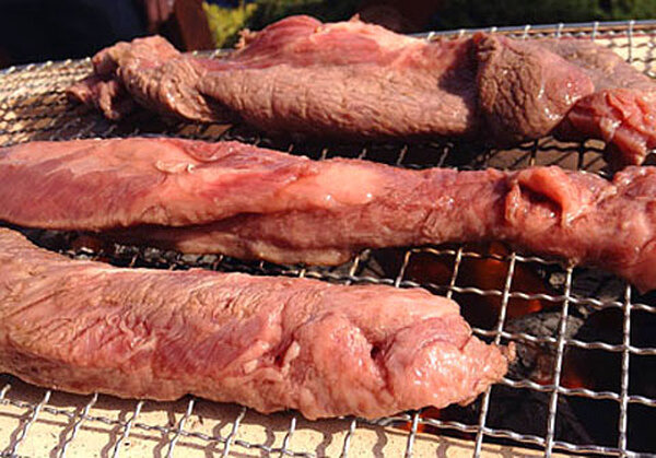 丸ごと1本をおいしく焼き上げるコツは「しっかりと焼きつける」こと