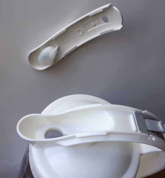 ニトリの冷水ポット「縦横スライドピッチャー」は麦茶の作り置きに最適　筆者が今まで不満だった問題点をすべてクリアしました