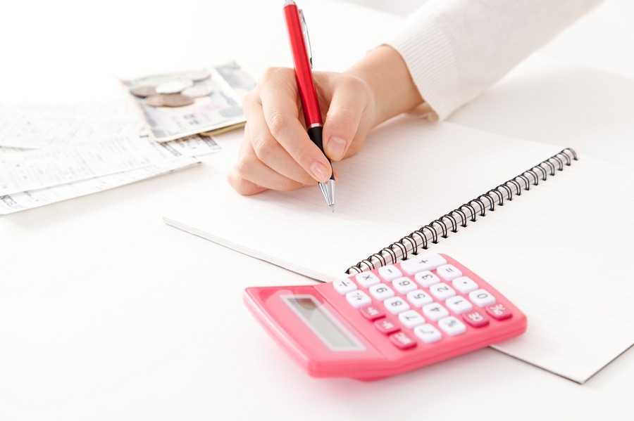 赤字家計の補填もアリだが、家計の見直しは必要