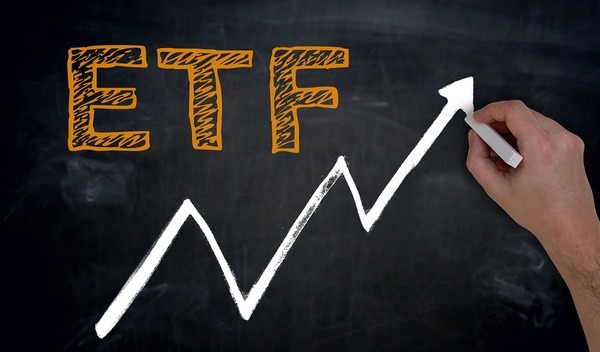 ビットコインETF