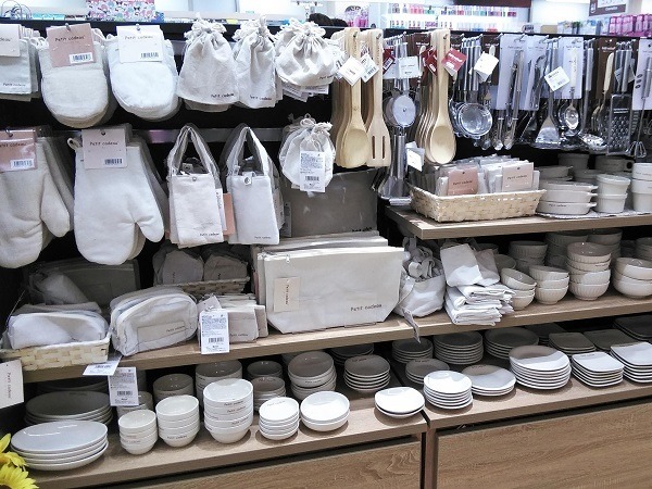 100均のWatts（ワッツ）が可愛い！　衝動買いしてしまう前に、シンプルでおしゃれな商品を事前チェック