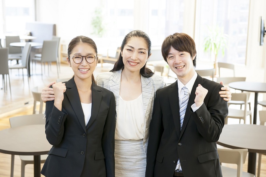 つみたてNISAは若年層の開設数が増えている