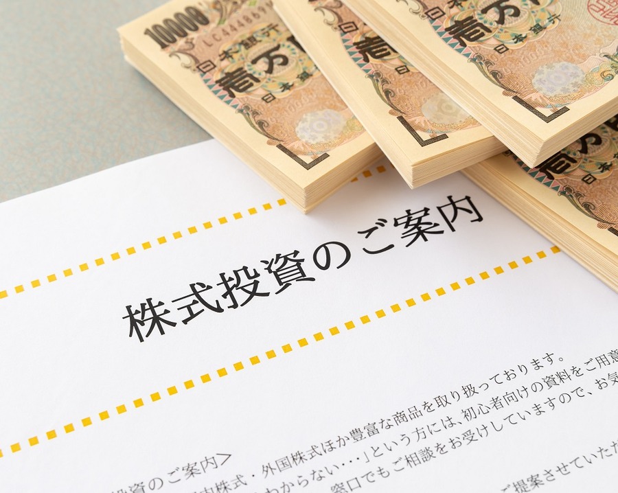 100万円を投資するなら株式投資