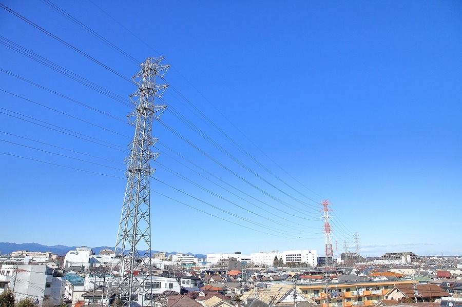 電線や鉄塔がある土地の値段は低い