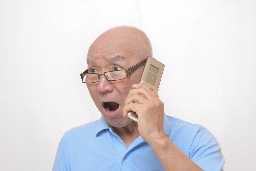 葬儀に呼ばれなかった人からクレーム