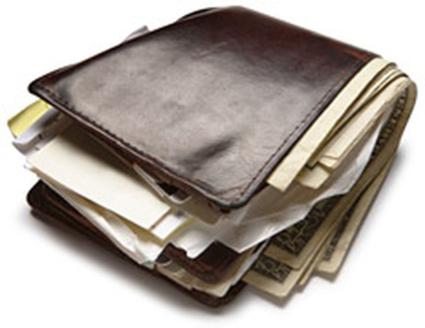 あなたの財布、レシートやポイントカードでパンパンになっていませんか？