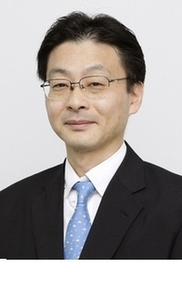 父の借金で母と夜逃げ　新聞奨学生で大学まで行ったFP新美昌也さんが伝えたい「未来あるお金の話」