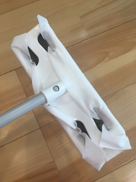 ウエットシートはワンタッチで装着
