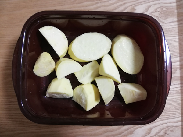 3COINSの「温野菜メーカー」が優秀すぎ！　電子レンジでチンするだけで完璧「温野菜」に（カボチャとサツマイモで試してみました）