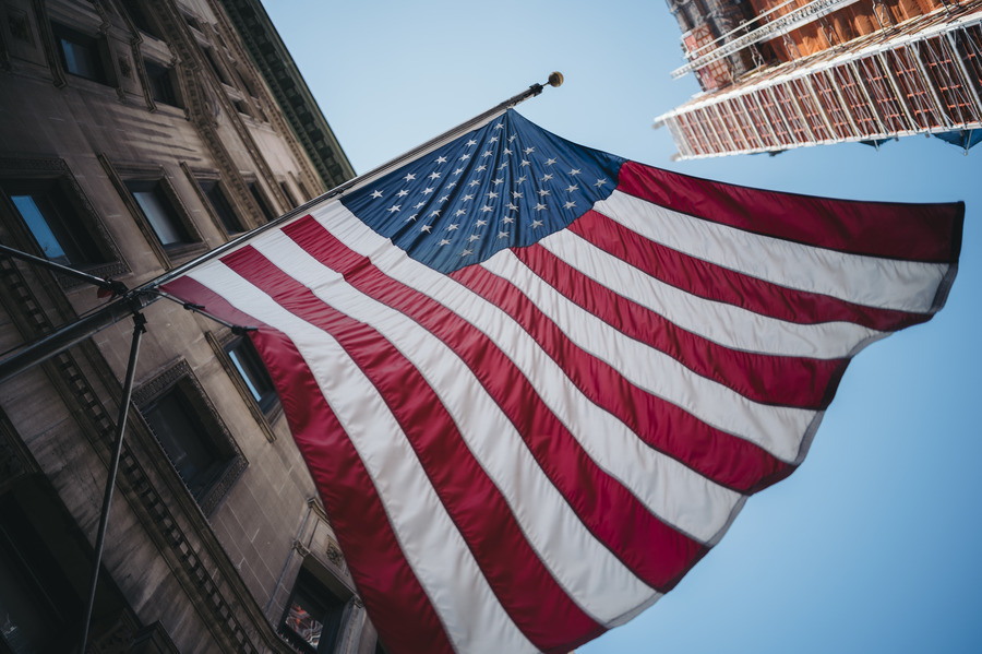 アメリカの中間選挙で株価が動く