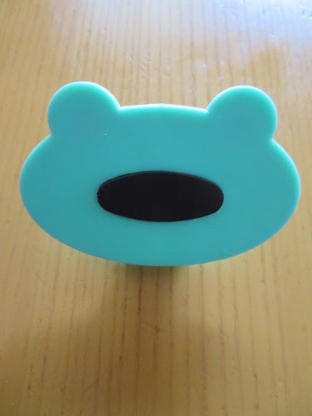 背面にはマグネット