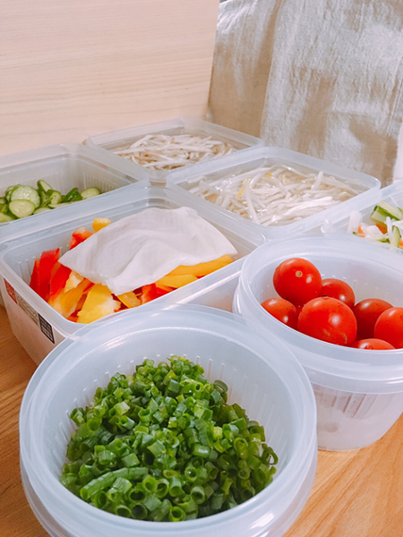 【セリアのザル付きタッパー】野菜高騰も「保存」で乗り切る。　日持ちさせる保存方法を紹介します。