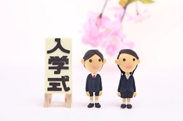 買う VS 借りる　入園・入学式でママが着る服を格安で準備する方法