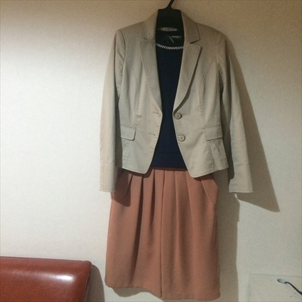 4着買って14パターン着回し！　シンプルライフ的な洋服コーデ術