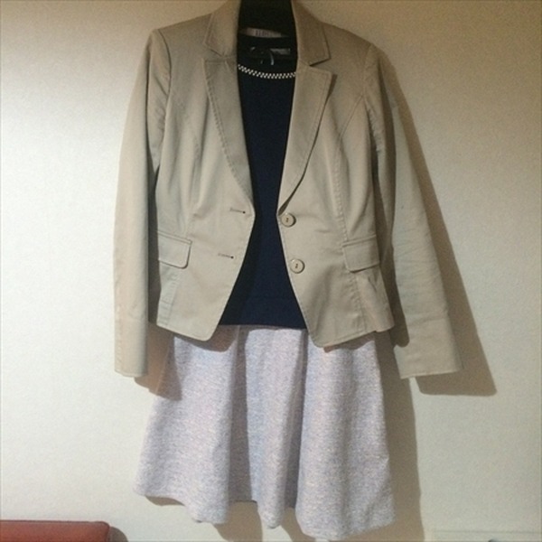 4着買って14パターン着回し！　シンプルライフ的な洋服コーデ術