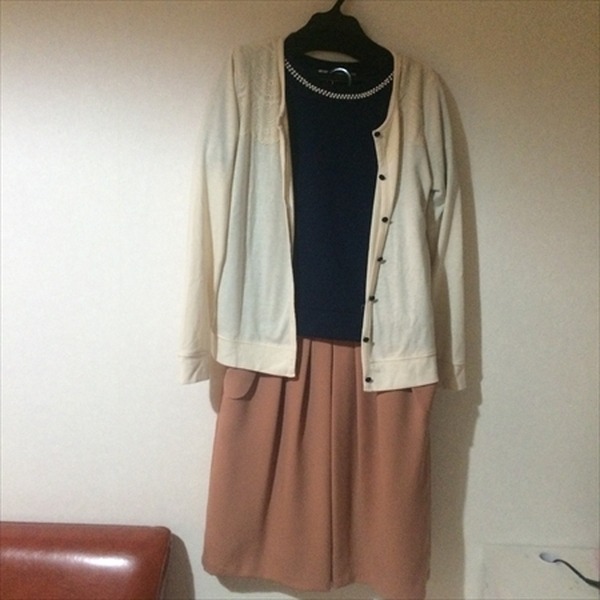 4着買って14パターン着回し！　シンプルライフ的な洋服コーデ術