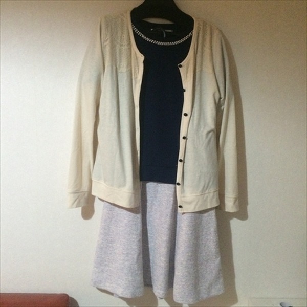 4着買って14パターン着回し！　シンプルライフ的な洋服コーデ術