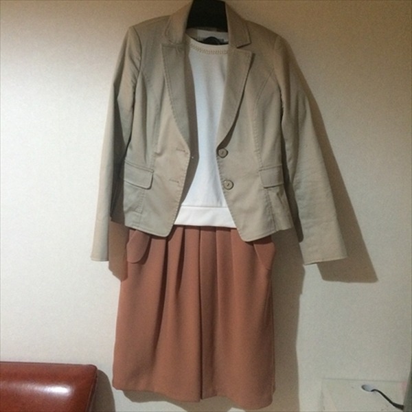 4着買って14パターン着回し！　シンプルライフ的な洋服コーデ術