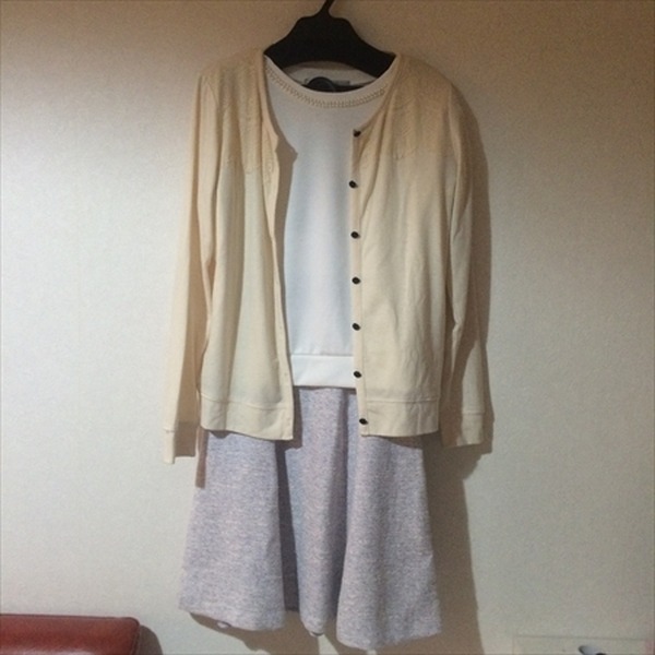 4着買って14パターン着回し！　シンプルライフ的な洋服コーデ術