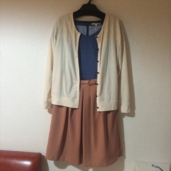 4着買って14パターン着回し！　シンプルライフ的な洋服コーデ術