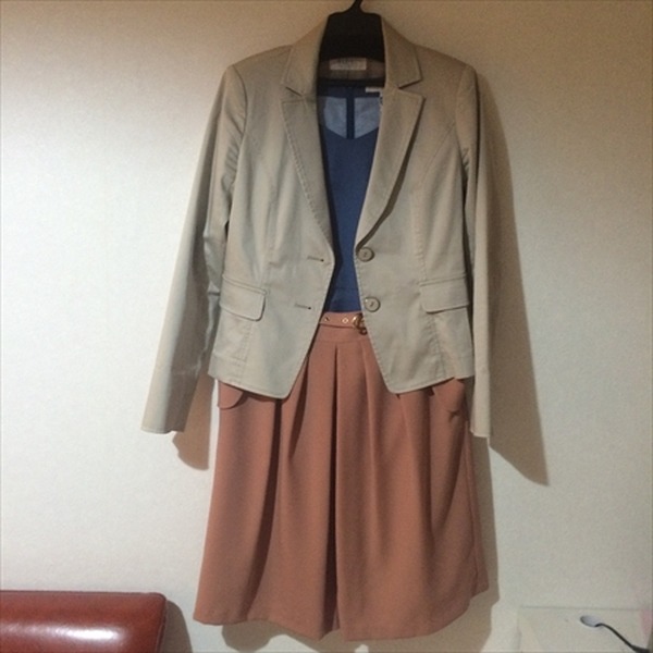 4着買って14パターン着回し！　シンプルライフ的な洋服コーデ術