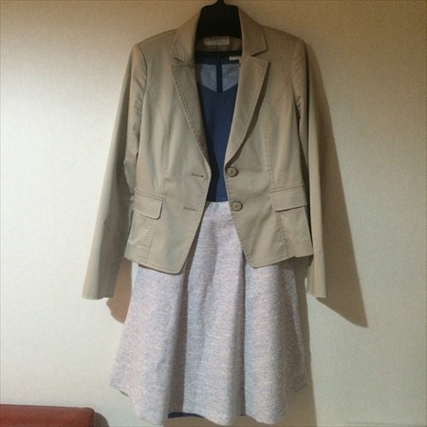 4着買って14パターン着回し！　シンプルライフ的な洋服コーデ術