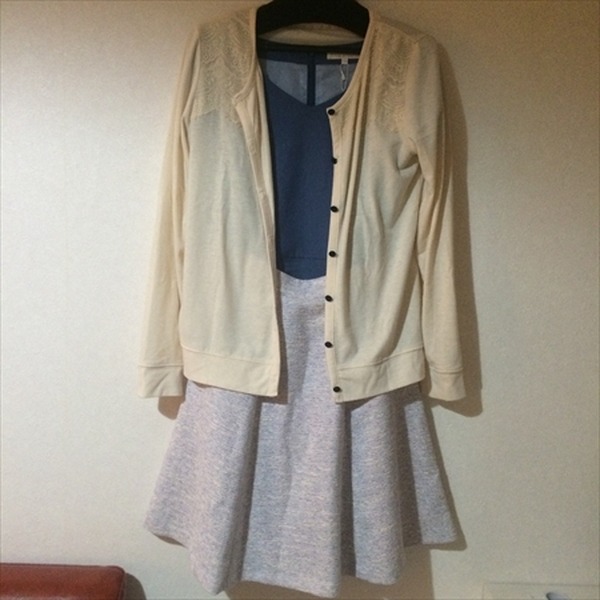 4着買って14パターン着回し！　シンプルライフ的な洋服コーデ術