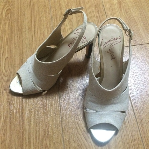 4着買って14パターン着回し！　シンプルライフ的な洋服コーデ術