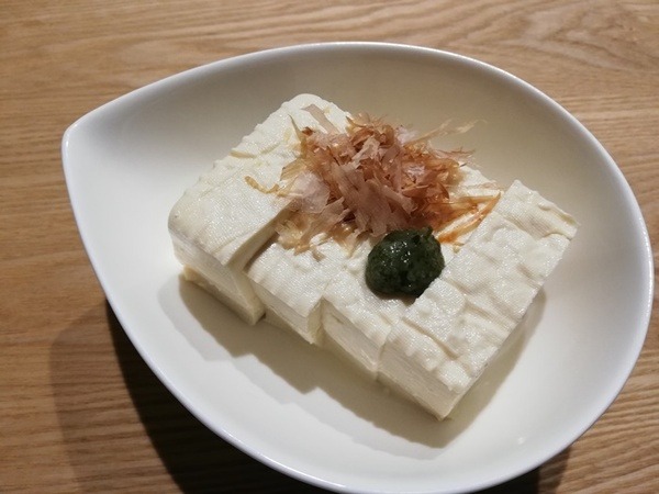 冷ややっこにのせたり、使い方は無限