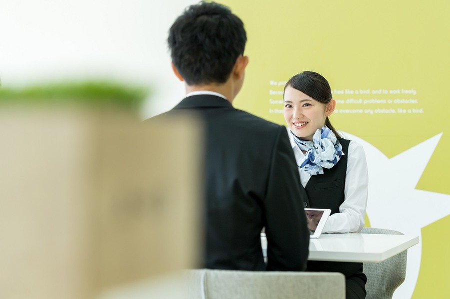 株式といった証券の現時点における価値と金利の関係