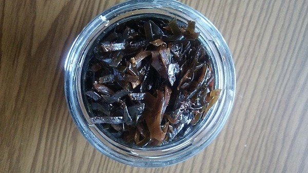 小豆島で炊いたうまいでしょうが昆布の中身