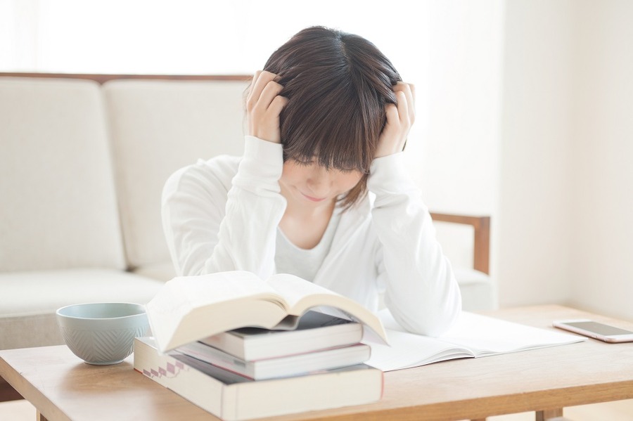 営業委託で資格の勉強