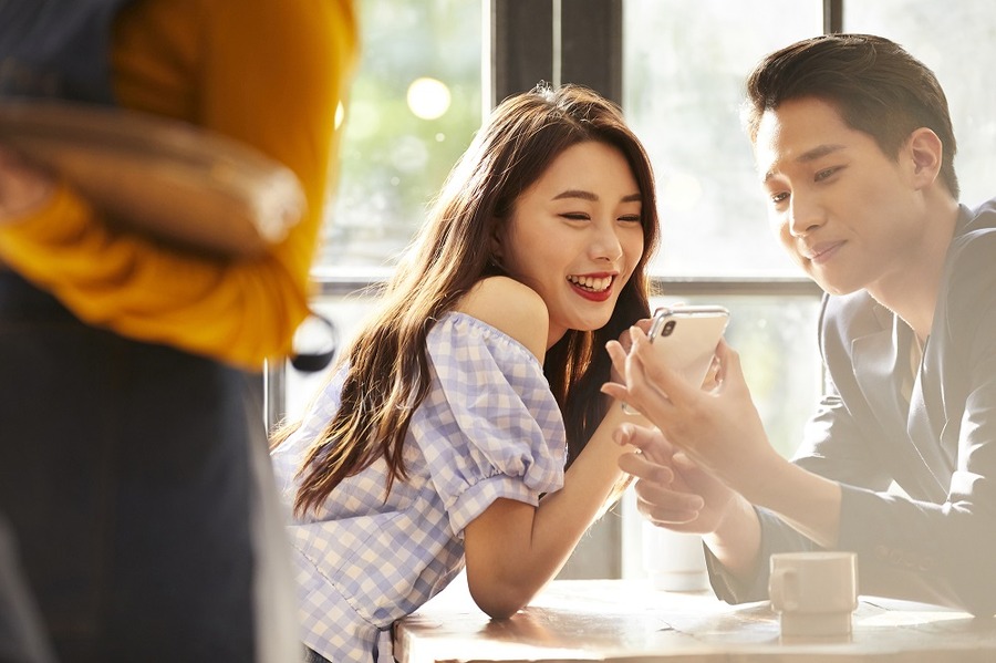 SNS世代向けの投資アプリ