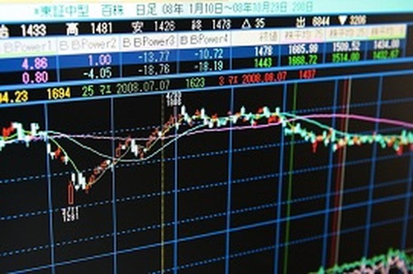 これからの株式投資はどうすればよい？　長期投資と短期トレードの考え方