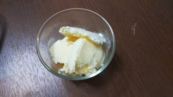 余った生クリームで作ったアイス