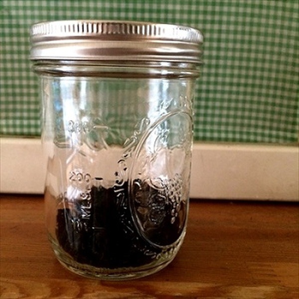 放置されたメイソンジャーの活用方法を探る！　サラダ以外の使い道8つ