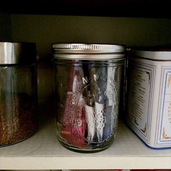 放置されたメイソンジャーの活用方法を探る！　サラダ以外の使い道8つ