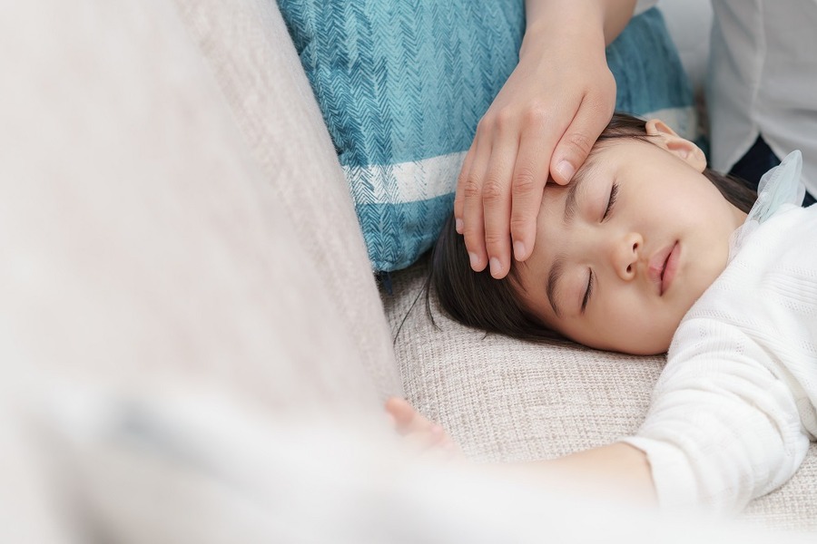 熱を出した子ども