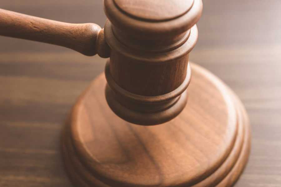 裁判は突然やってくる
