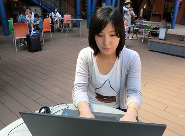 【プチ稼ぎ主婦インタビュー】「LINEスタンプで副収入」実際のところ