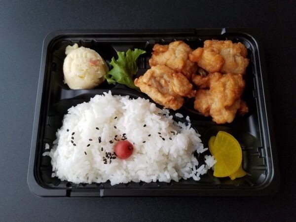 唐揚げ弁当