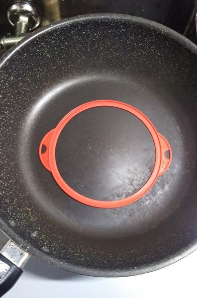 簡単クレープ型を置いた図