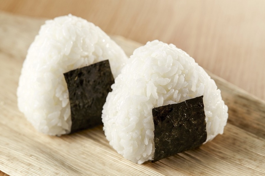 おにぎりが２個