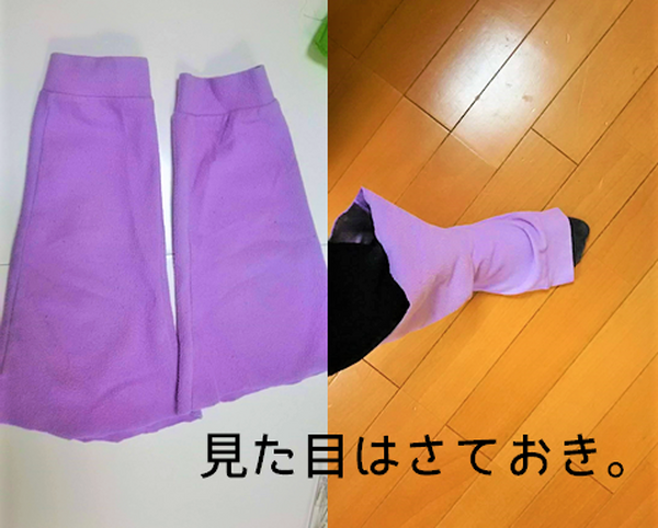 フリースで床を拭く