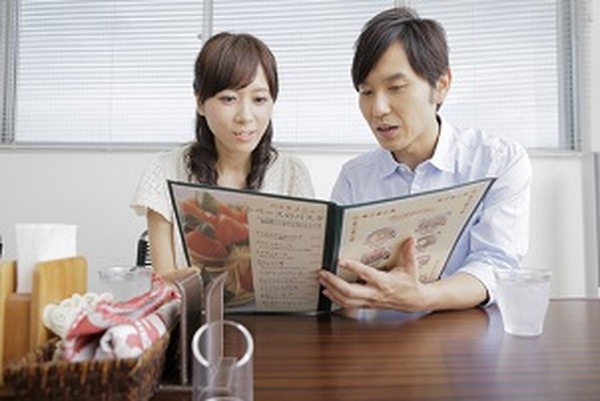 共働きなのに毎月カツカツ！　共働きになると増える支出6つ