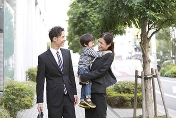 共働きなのに毎月カツカツ！　共働きになると増える支出6つ