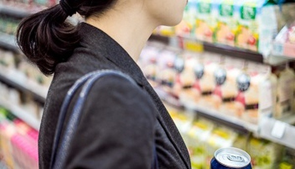 あなたはいくら使っていますか？　夏の飲み物代節約術