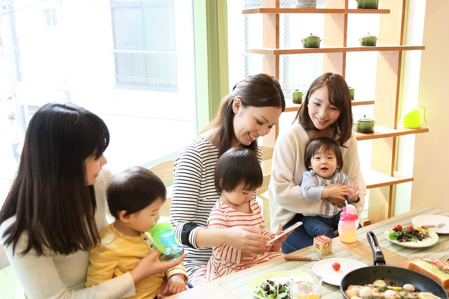 ママ友の集まりや集まる場所や時間帯を考える