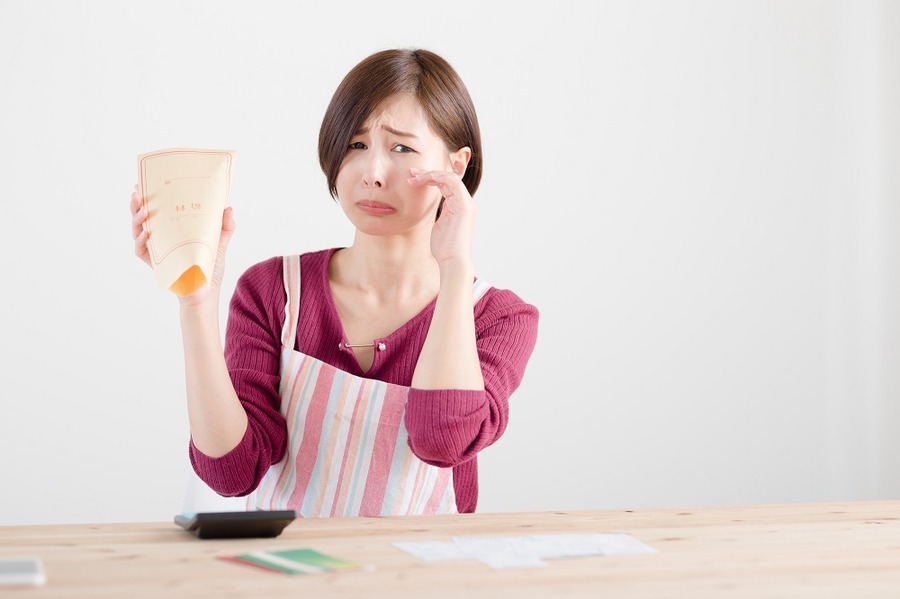 先取り貯金に失敗した主婦